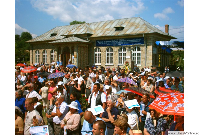 2004