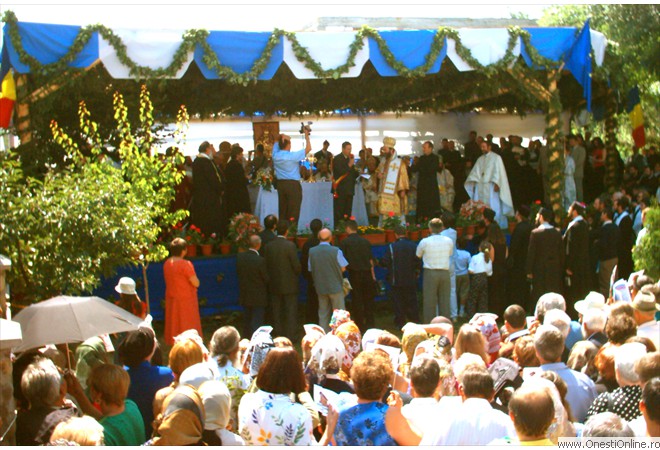 2004