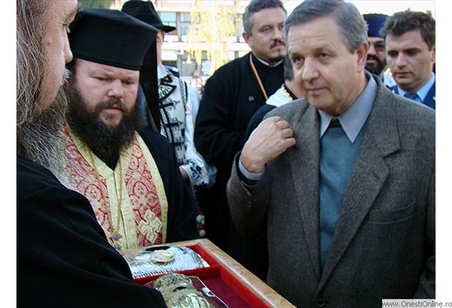 2008