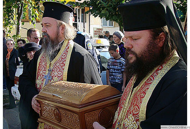 2008