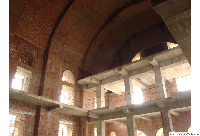Decembrie 2007