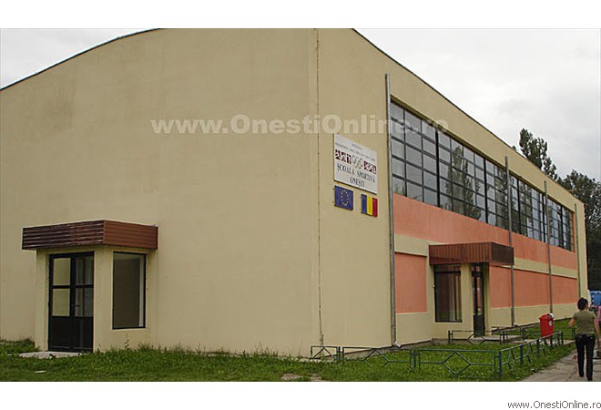 Colegiul Petru Poni