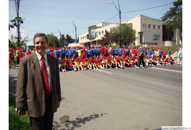 2008