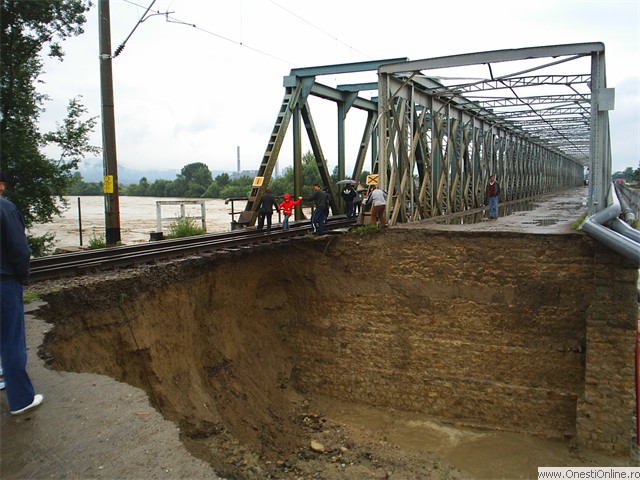 2005 - Inundatii - Urmele dezastrului 21