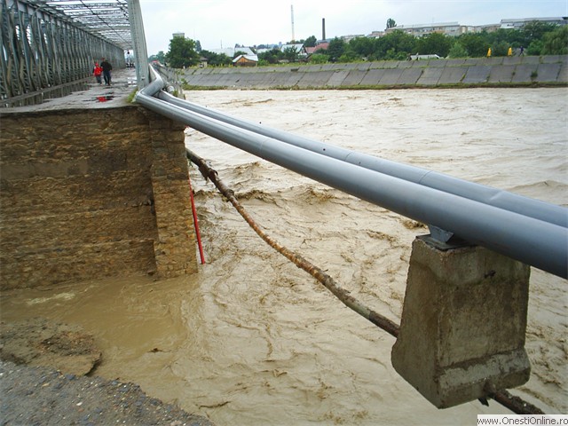 2005 - Inundatii - Urmele dezastrului 23