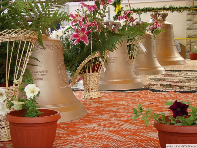 2008