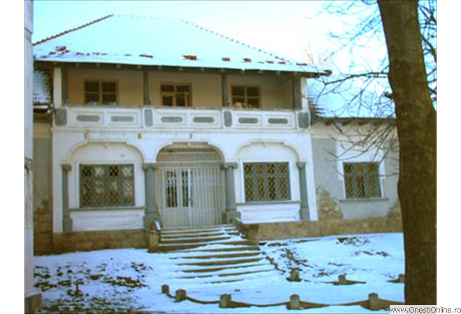2003.12.26 - Fost Muzeu Istorie