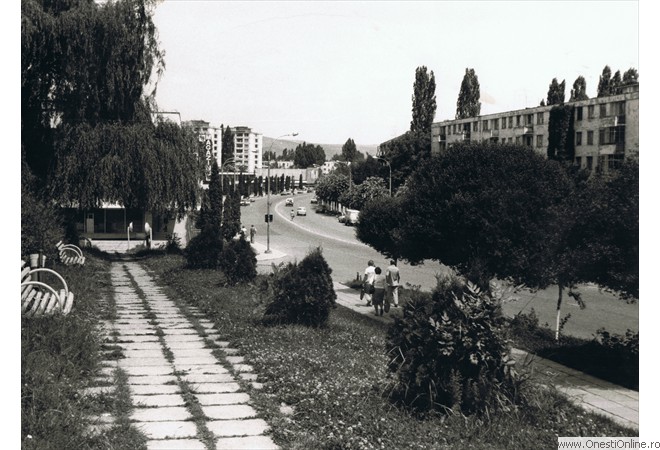 1985
