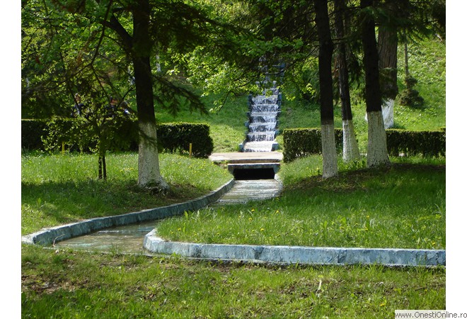 2006.05.01 - Parc Cascada Onesti 1