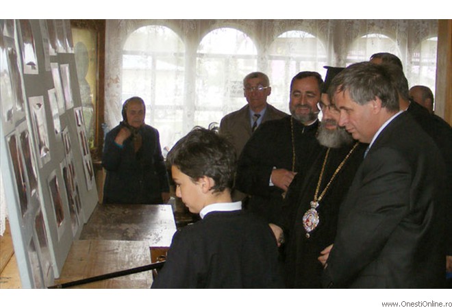 2008