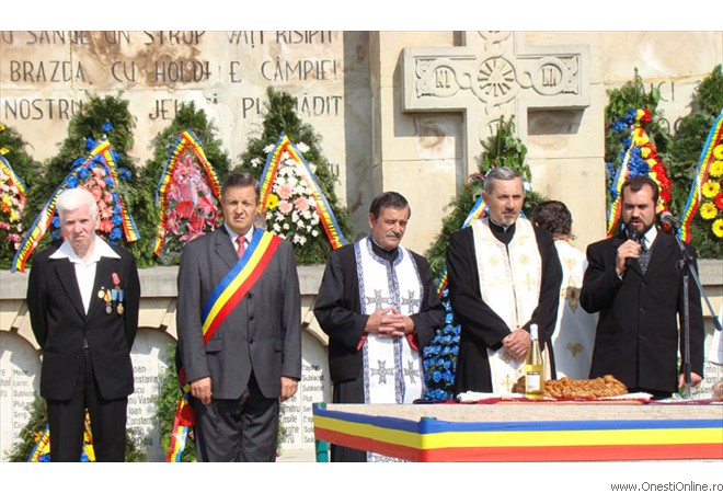 2008