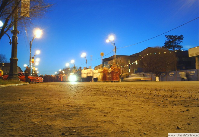 2004